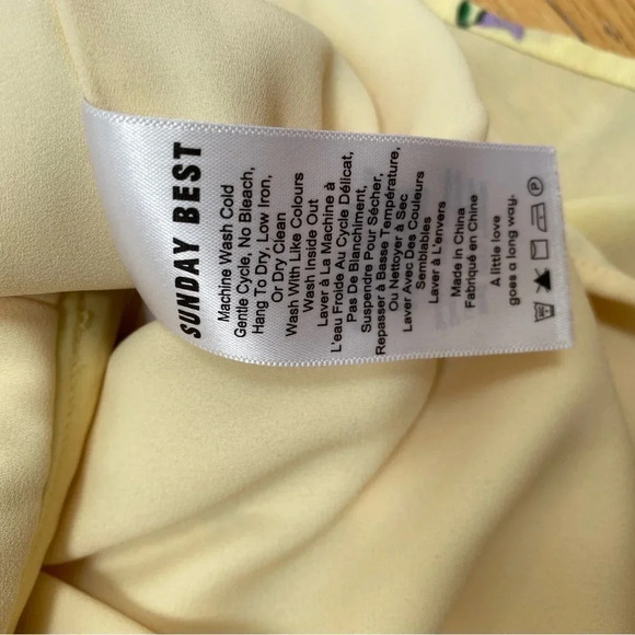 Aritzia - Little Moon Yellow Westley Shorts - Picture 12 of 13